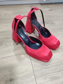 Scarpe décolleté con tacco largo