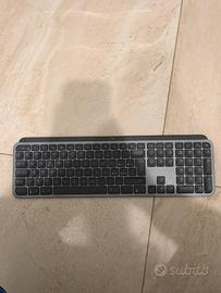Logitech MX Keys
