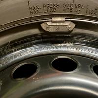 Cerchi e gomme invernali 16 pollici