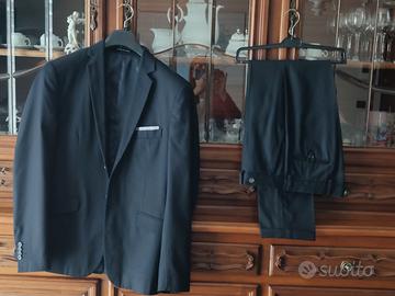 Abito uomo blu scuro