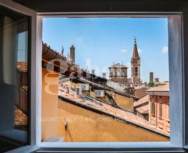 VIA SAN VITALE - BOLOGNA. Monolocale