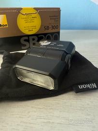 Speedlight SB 300