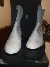 boots Eleventy 