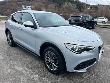 Alfa Romeo Stelvio 2.2 Turbodiesel 190 CV AT8 Q4 E