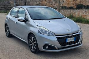 Peugeot 208 1.2 - 5 posti 60kw (Benzina/Gpl)