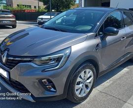 Renault Captur Hybrid E-Tech 145 CV Intens