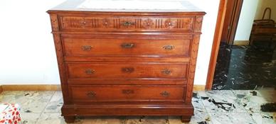 cassettiera in legno