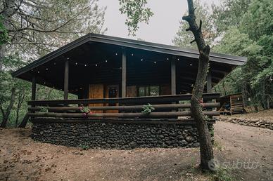 Chalet Sull'Etna immerso nel verde