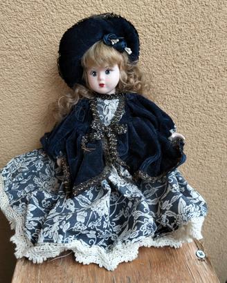 bambola in porcellana 