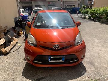 Toyota Aygo 1.0 12V VVT-i 5 porte Tobasco MMT