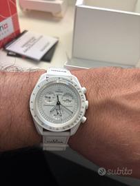 Omega swatch snopy bianco