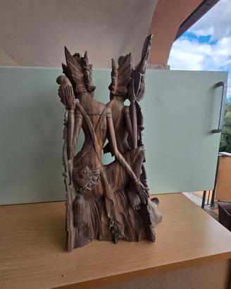 statua in legno 