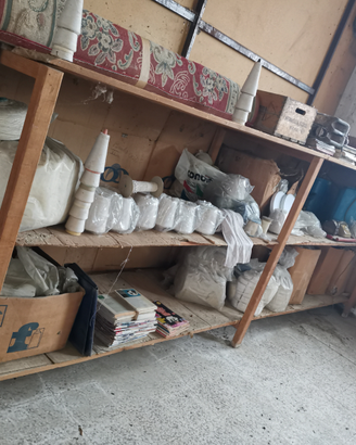 Scaffalatura magazzino ripiani