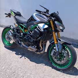 Kawasaki Z900 SE 2025