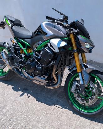 Kawasaki Z900 SE 2025