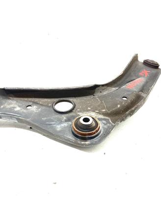 BRACCIO OSCILLANTE ANTERIORE DESTRO NISSAN Qashqai