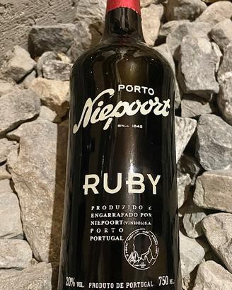 Porto ruby Newport
