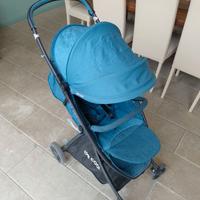 Passeggino leggero compatto
