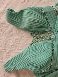 Abito cerimonia color verde 