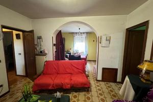 3 LOCALI A AVEZZANO