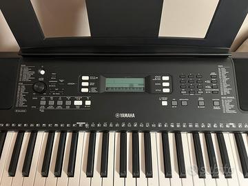 Tastiera Yamaha Psr e373