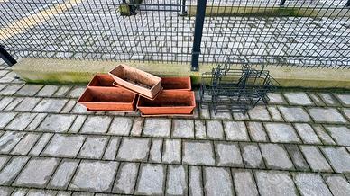 Portavasi in ferro piu vasi
