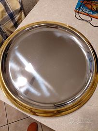 vassoio acciaio e oro