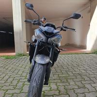 triumph street triple 765 r 2023