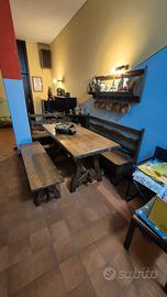 Tavolo con giropanca per taverna