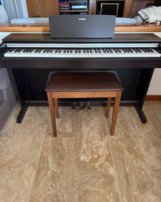 Pianoforte digitale Yamaha Arius YDP-142