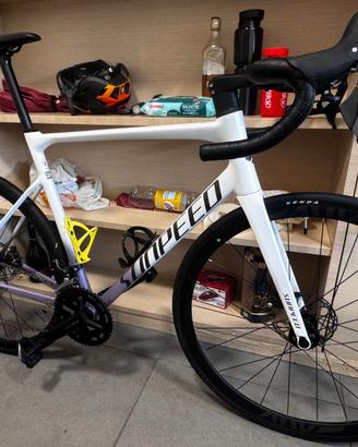 Sunpeed Astro L — Bici da strada aero in alluminio