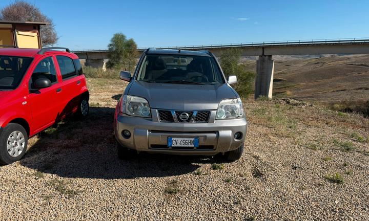 Nissan X-Trail 2.2 dCi Elegance