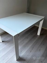 Tavolo vetro allungabile bianco