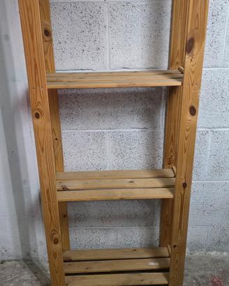 Scaffale in legno 