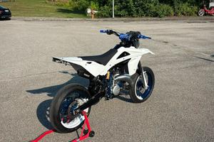 Husqvarna sm 125