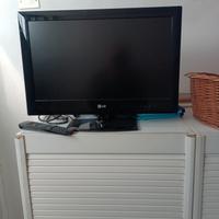 TV 22 pollici Lg con decoder