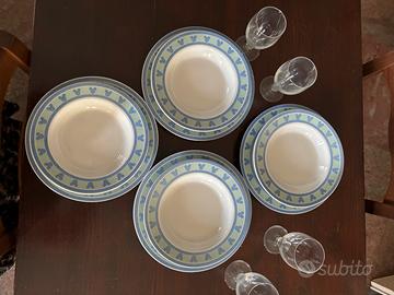 Piatti e bicchieri Disney