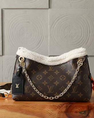 LOUIS VUITTON Carryall BB 25SKI