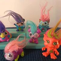 Monster friendz (serie glitterata) più un troll