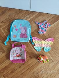 Giochi e zaini bambina