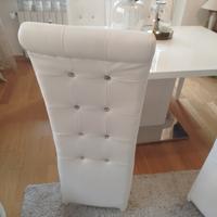 sedie bianche con brillantini 