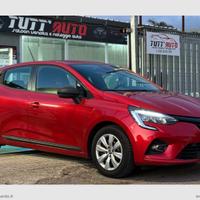 RENAULT Clio dCi 8V 90CV 5p. Moschino Life