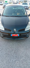 Renault Clio 12Benzina versione le IENE