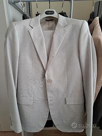 Abito Cavin Klein usato