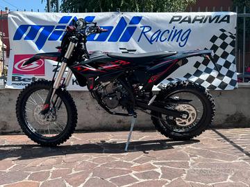 Beta RR Enduro 125 4T nero 2026 versione T