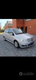 Mercedes b200 turbo benzina