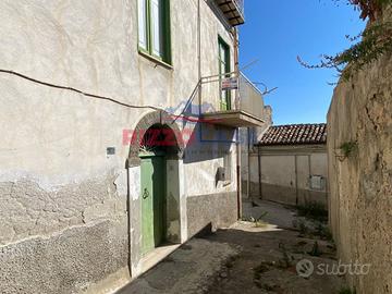 Casa Semindipendente - Corigliano-Rossano