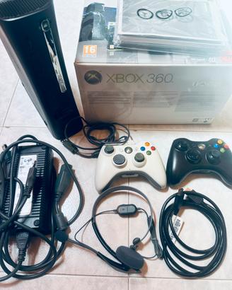 XBOX 360 ELITE 120 GB con Cuffie
