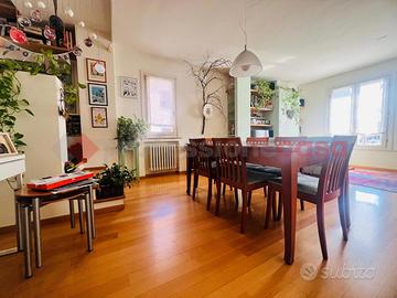 Villa o villino Scandiano [V312VRG] (Arceto)