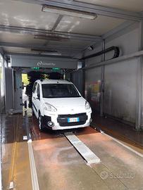 Pegeout Partner 4x4 Dangel